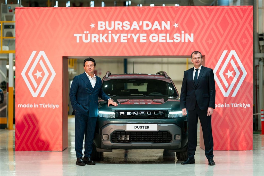 BURSA’DAN GURURLA TÜM TÜRKİYE’YE GELSİN: Yeni Renault Duster’ın Üretimi Bursa’da Başladı